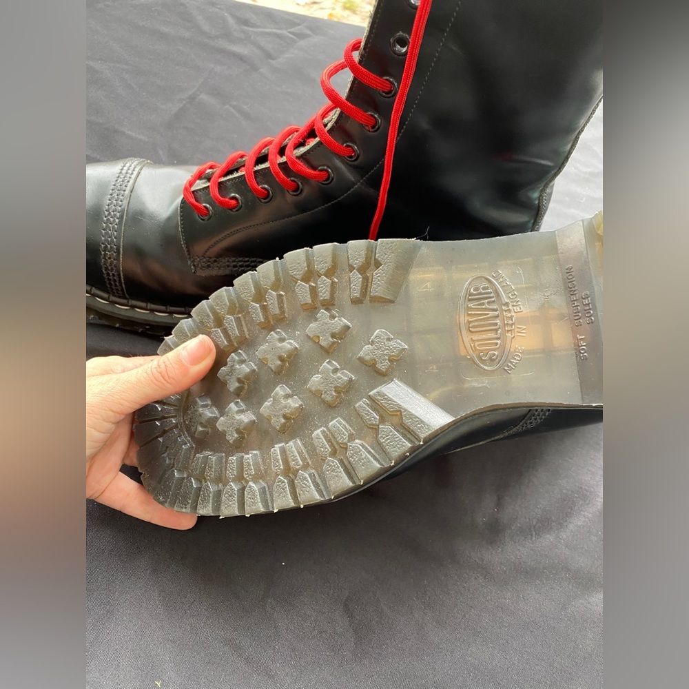 Brand New (W/O box) Dr Martin’s Steel Toe Boots